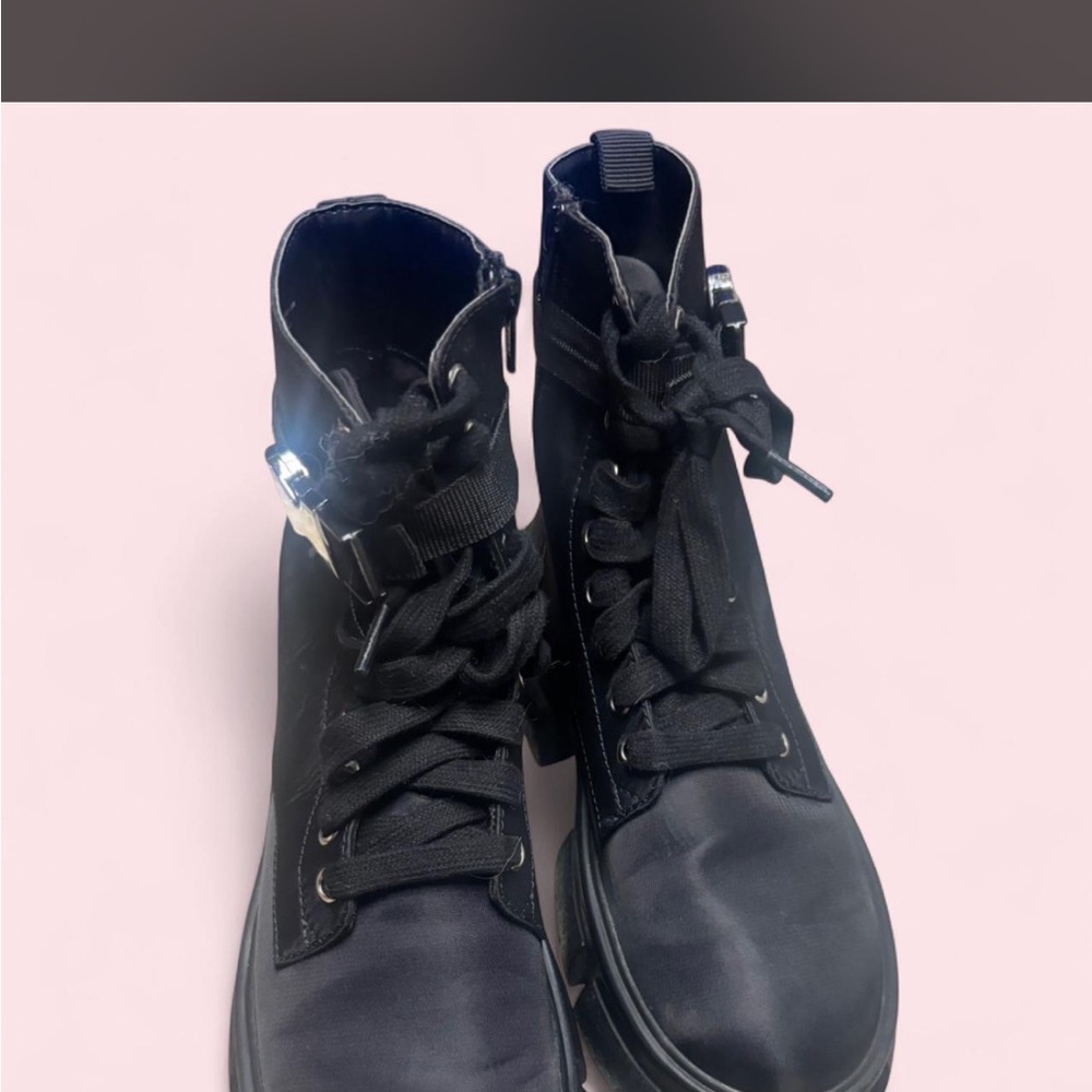 Black Steve Madden Platfom Combat boots - Picture 6 of 10